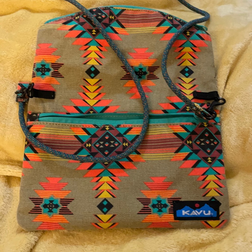 Kavu Purse